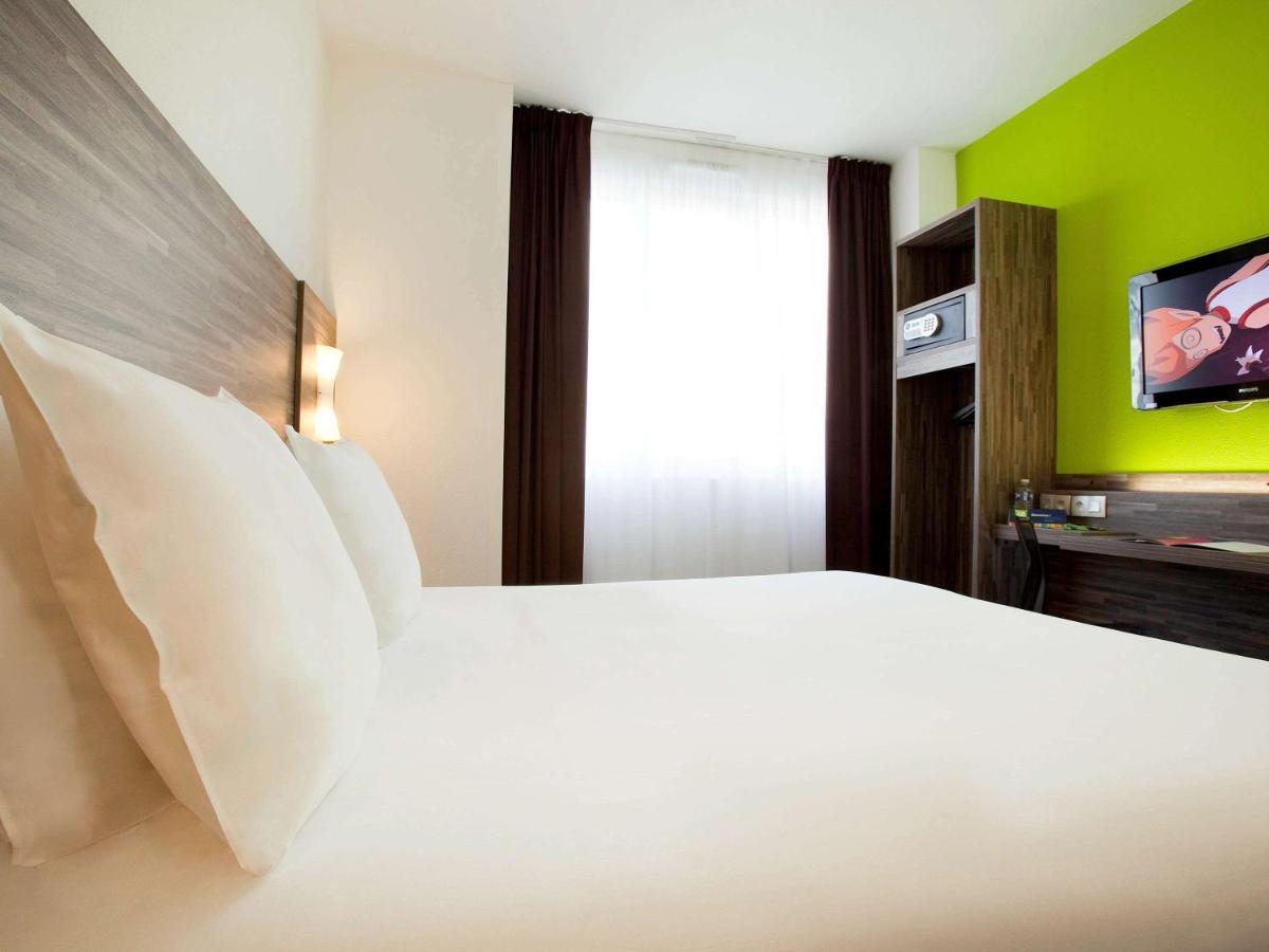 Hotel Ibis Styles Rennes Centre Gare Nord Esterno foto
